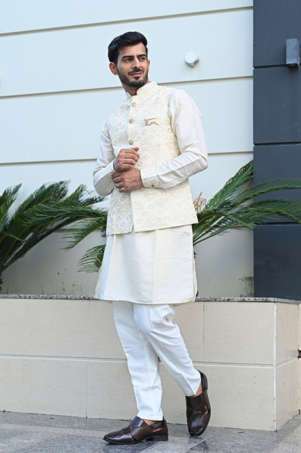 Fown Colour Chikankari with Biscuity Kurta