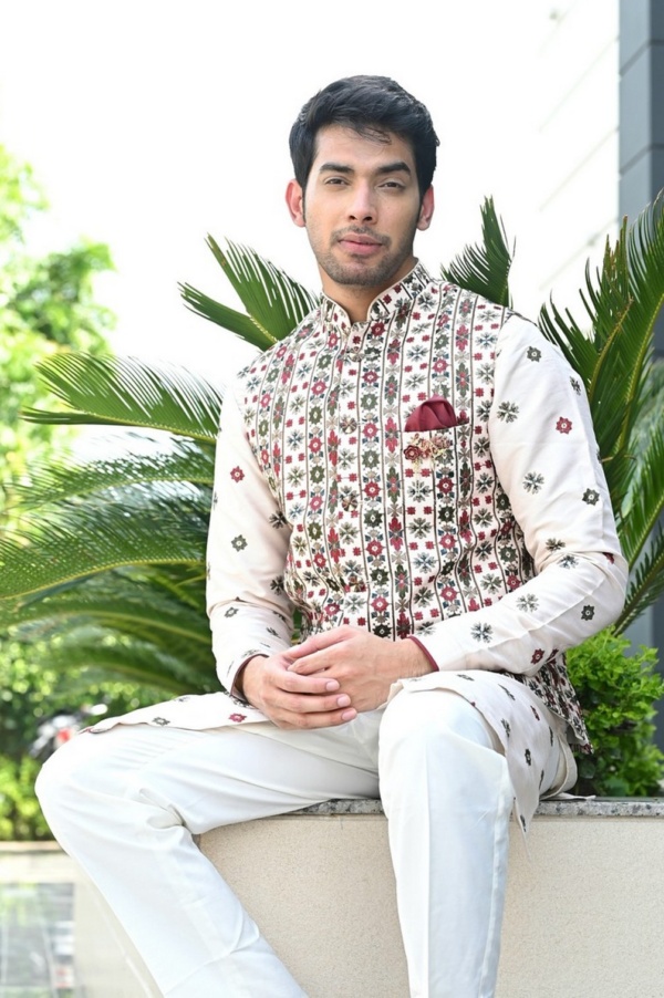 Fown Colour Kurta Jacket with Multi Thread work Ambroidery - Image 2