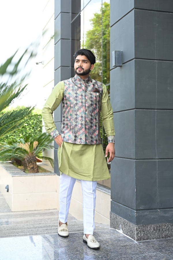 Light Green Kurta with Green & Multi Emerald Print Jacket - Image 2