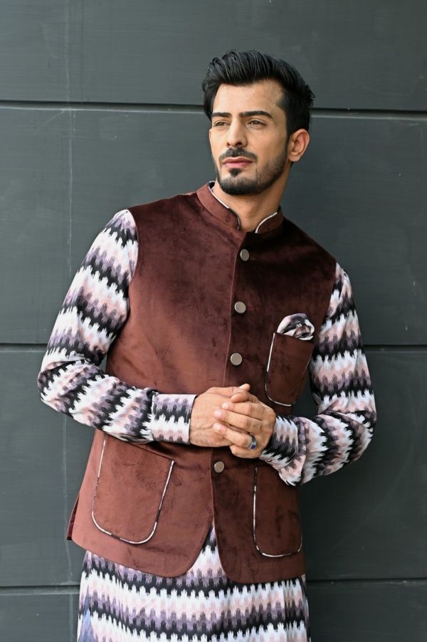 Woody Brown Suede Jacket with Arrow Print Kurta - Image 2